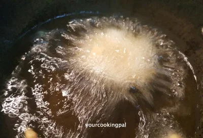 Aloo Bhajia-Pakora - How to make Potato Fritters preparation