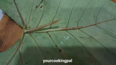 Alu Vadi - Patra preparation