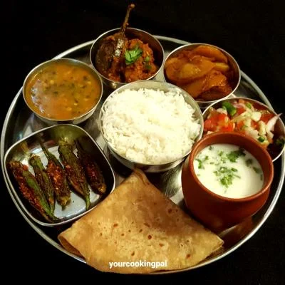 Bharli Bhendi - Stuffed Okra fry - Bhindi preparation photo 2