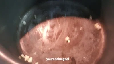 Cheese Fondue preparation
