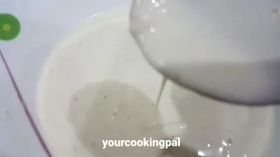 Crispy Vegetables in Sweet and Sour Sauce preparation