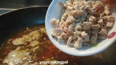 Hot and Sour Chicken Soup preparation