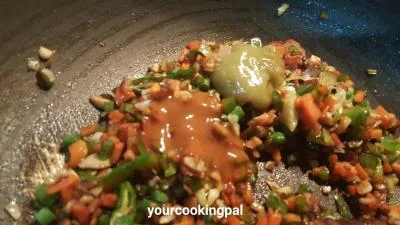 Hot and Sour Chicken Soup preparation