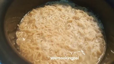 Masala Instant Noodles - Instant Noodles with a twist preparation