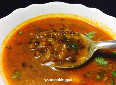Masoor chi Amiti - Masoor Curry preparation