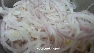 Onion Fritters - Kanda Bhaji preparation