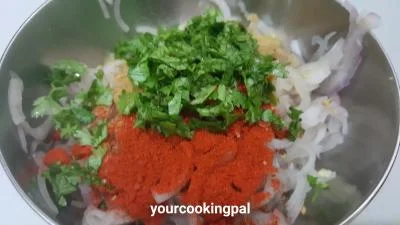 Onion Fritters - Kanda Bhaji preparation