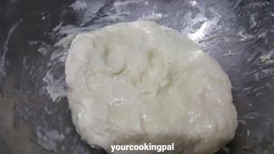 Tawa Garlic Naan - Without Oven preparation photo 1